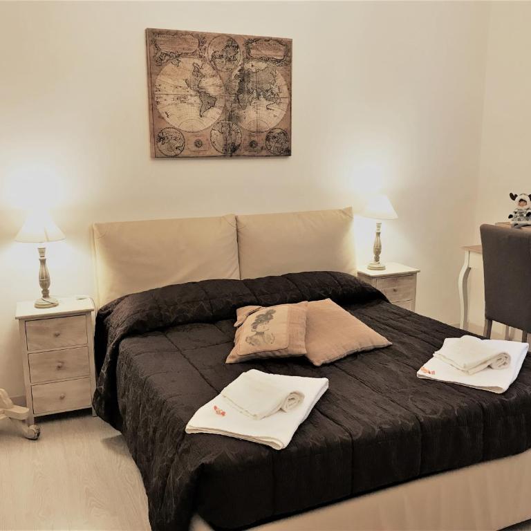 Aquarius Inn - Triple Room with Private External Bathroom - 12