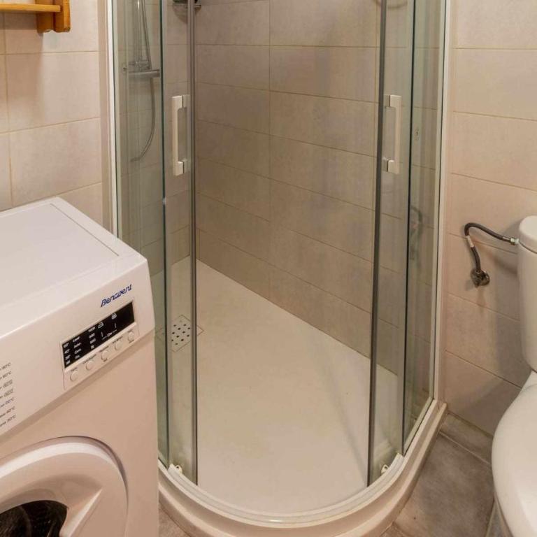 Grifeu 17 – Apartamento al lado de la playa - Apartamento de 1 dormitorio - 11