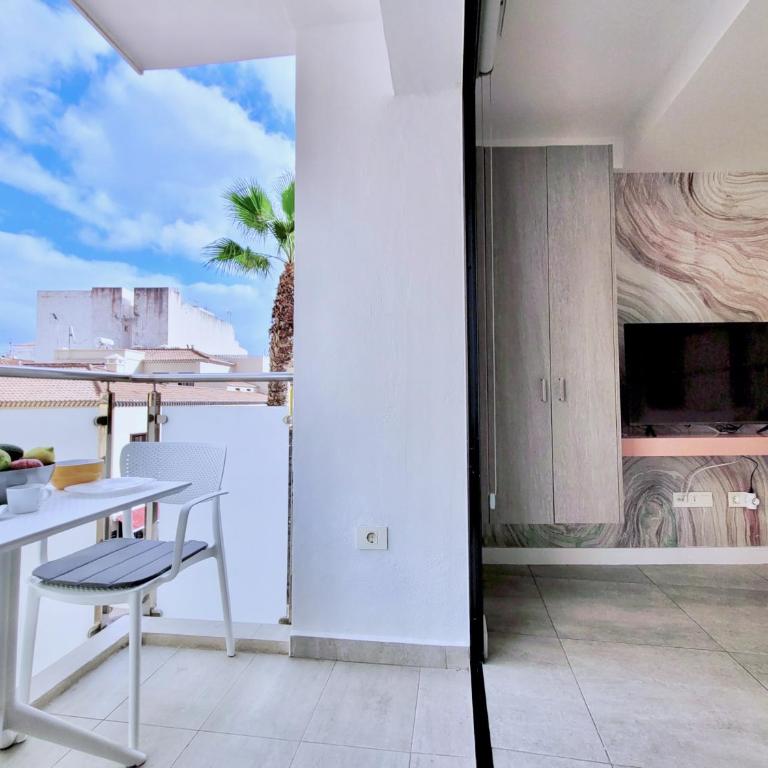 North Coast Apartments - Estudio Deluxe con cama grande - 5
