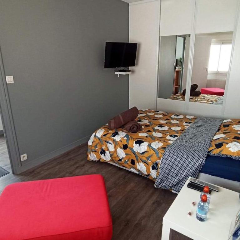 LauRina - Chambre, SDB, terrasse, arrivée autonome - Double Room with Private Bathroom - 3
