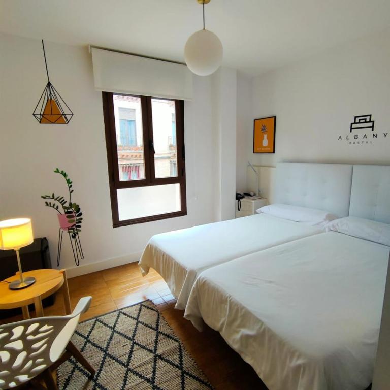 Hostal Misericordia - Habitación Doble con baño privado - 2 camas - 3
