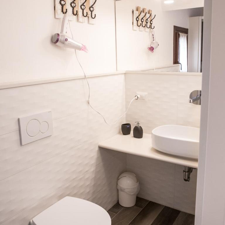 Alghero in bicicletta - Camera Matrimoniale con Bagno Privato - 13