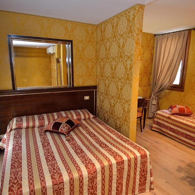 Residenza Goldoni - Camera Quadrupla - 5