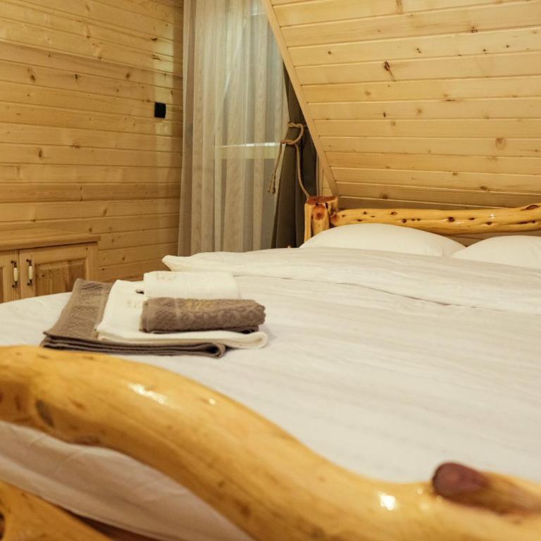 Drvena Kuca RUŽA - Apartman sa 3 Spavaće Sobe - 6