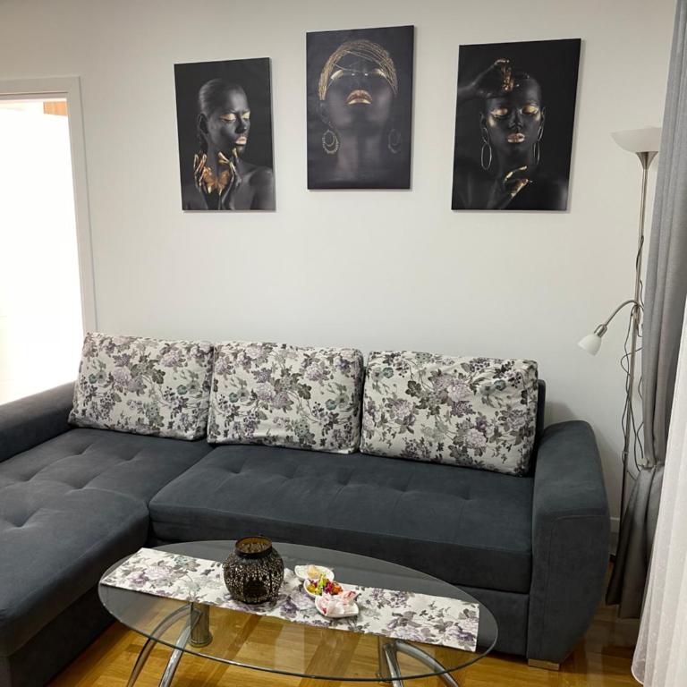 Apartman MDB - Two-Bedroom Apartment - 8