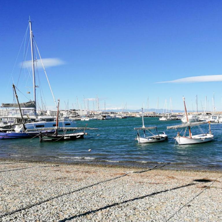 VACAY Dúplex Gala, jardín, aire libre, sol, en la Costa Brava, L'Escala! - Apartamento de 3 dormitorios - 28