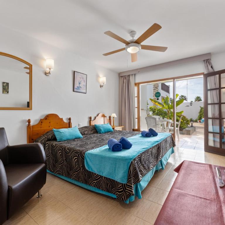 Apartamentos las Lilas - Estudio con vistas a la piscina (2 adultos) - 24