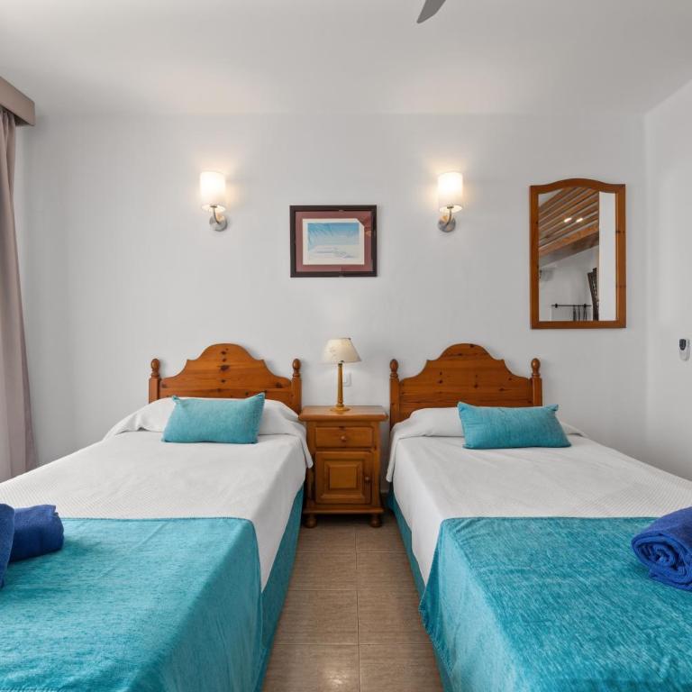 Apartamentos las Lilas - Estudio con vistas a la piscina (2 adultos) - 11