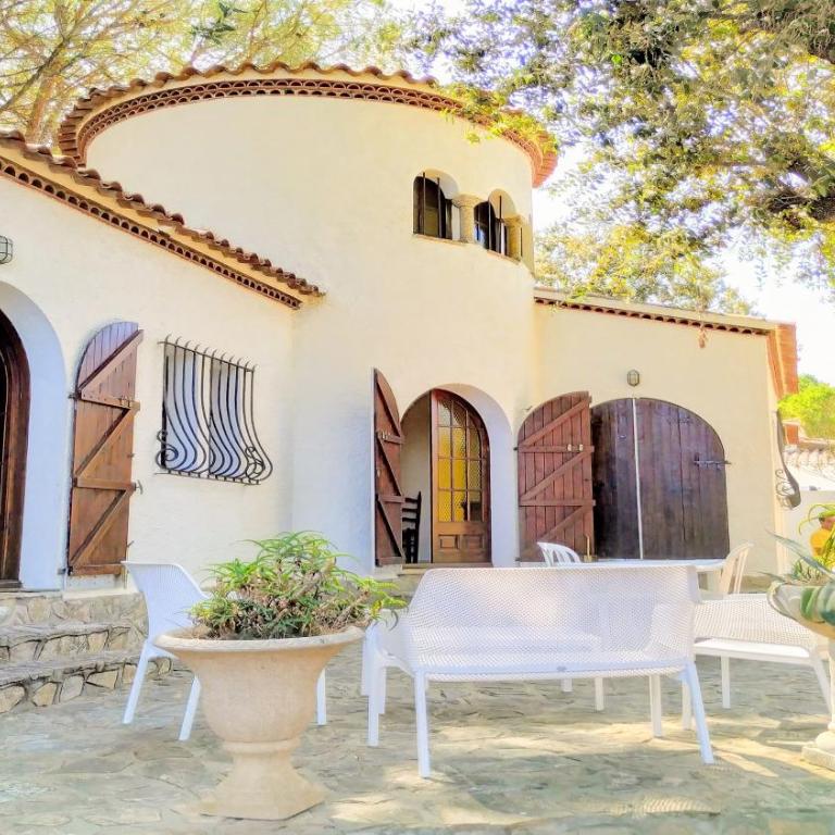 Villa Arc con piscina y jardin by Vacay L'Escala - Casa - 31