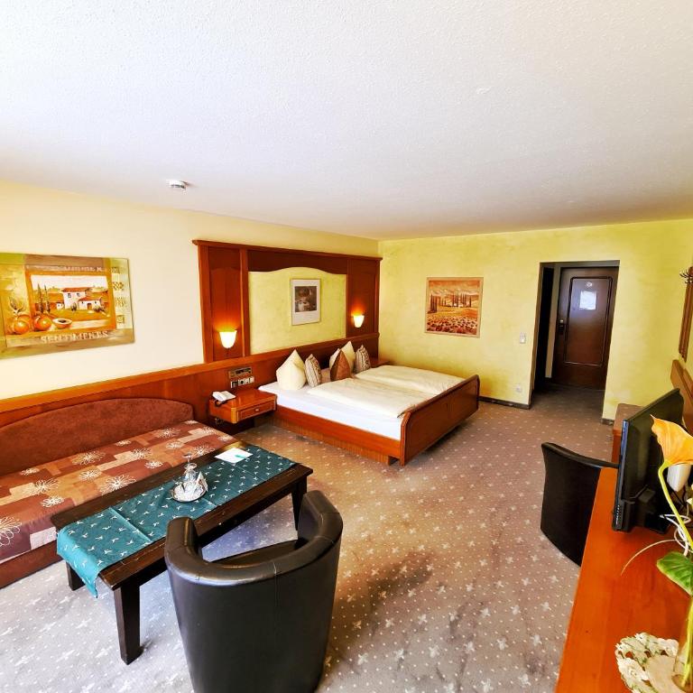 Parkhotel Bad Faulenbach - Deluxe Doppelzimmer mit Parkblick - 4