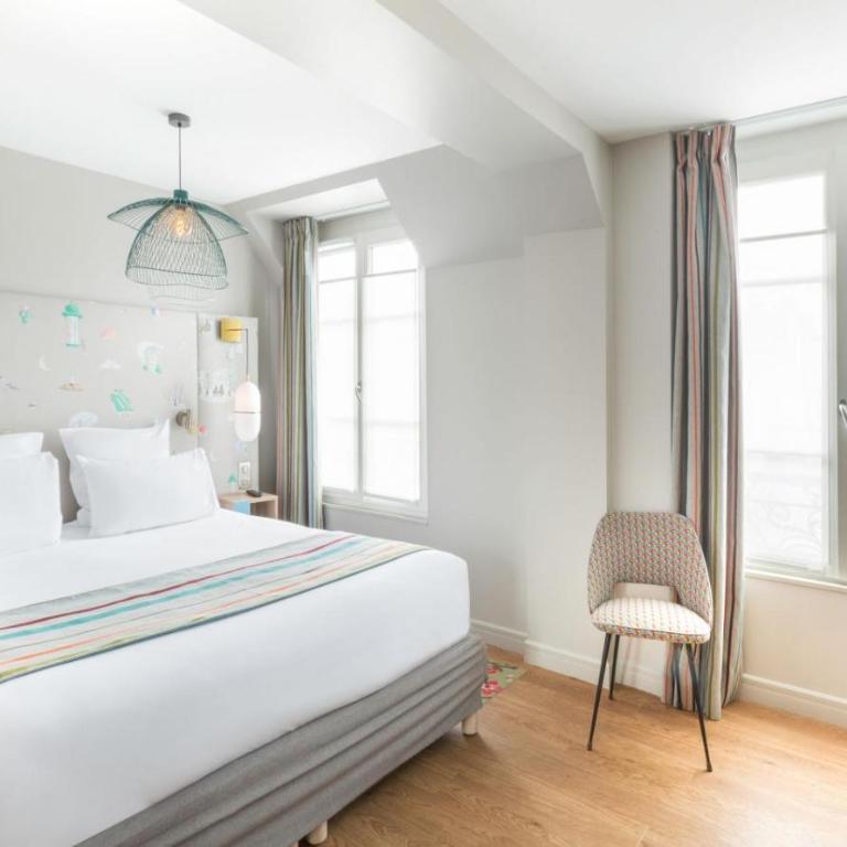 Hotel Litteraire Marcel Ayme, BW Premier Collection - Chambre Lit King-Size Supérieure - Non-Fumeurs - 3