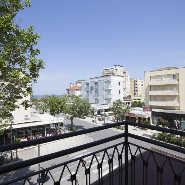 Hotel Desiree - Camera Matrimoniale Standard - 2