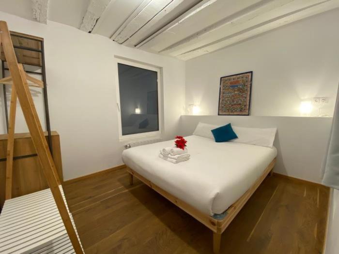 Bilbao Old Town I by Aston Rentals - Two-Bedroom Apartment - 6