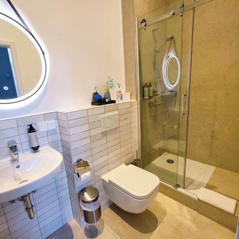 HOMELY STAY Studio 3 - Cozy Self-Check-In Studio in Central Munich - Deluxe Studio mit Queensize-Bett - 20