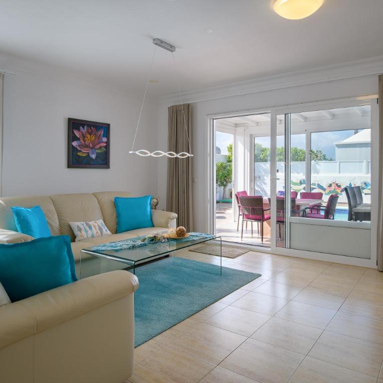 Villa Hermosa - Three-Bedroom Villa - 9