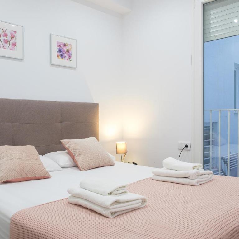 Spacious & Clean Apartment in Quiet Area - Three-Bedroom Apartment - 19