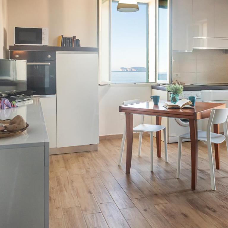 Waterfront - Apartment - 11