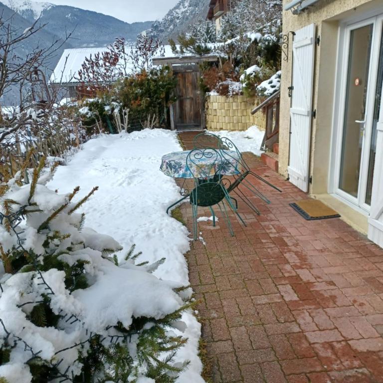 PLEIN SOLEIL appartement avec GARAGE pour SKI TROIS VALLEES et CURE THERMALE - Appartement - 13