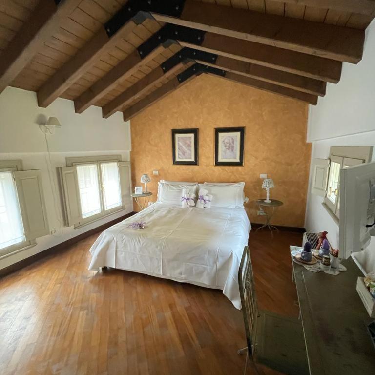 B&B Casa del Teatro - Camera Matrimoniale Superior - 9