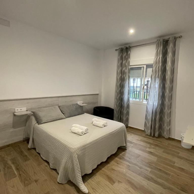 Alojamiento Saturno 1 - Habitación Doble con baño privado - 7