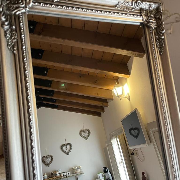 B&B Casa del Teatro - Camera Matrimoniale Superior con Vasca Idromassaggio - 9