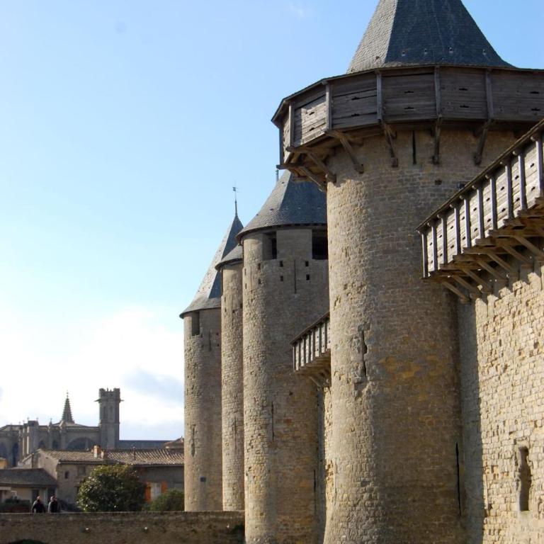 Tout confort ! Climatisation, Centre-ville, Parking, Terrasse, WiFi, Netflix - Apartment - 68