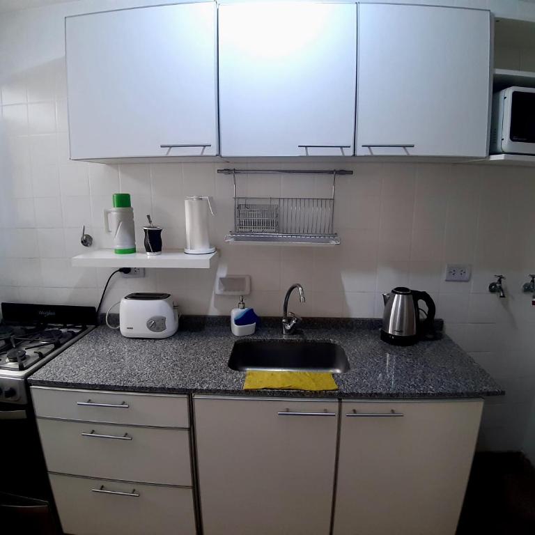 Amplio departamento en Barrio Norte - Apartamento de 1 dormitorio - 12