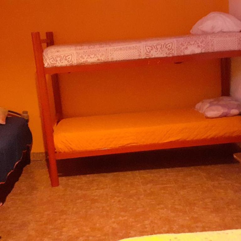 Hostel El Viajante - Habitación Familiar con baño compartido - 4
