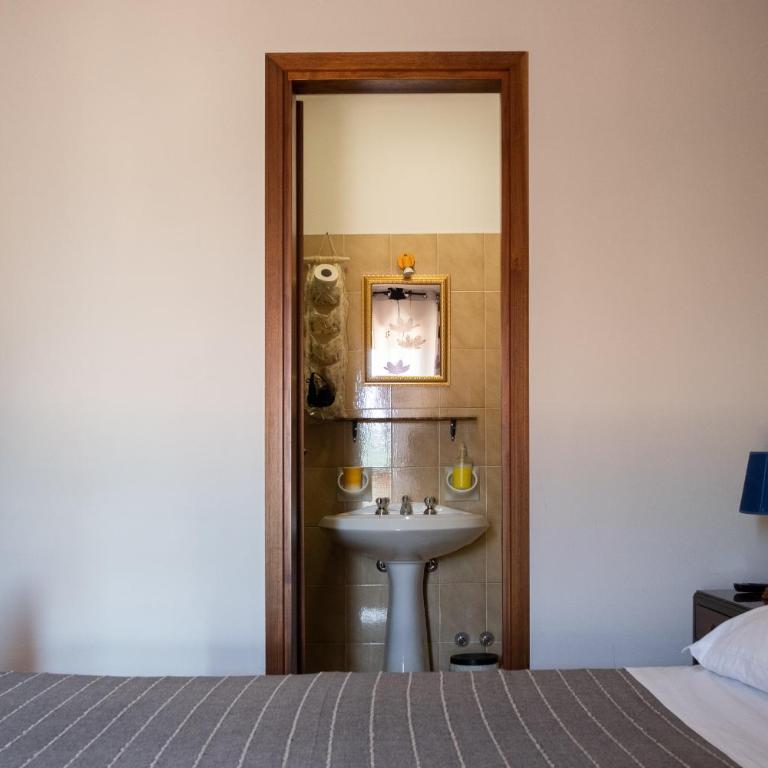 Locanda Genzianella - Camera Matrimoniale/Doppia con Letti Singoli - 9