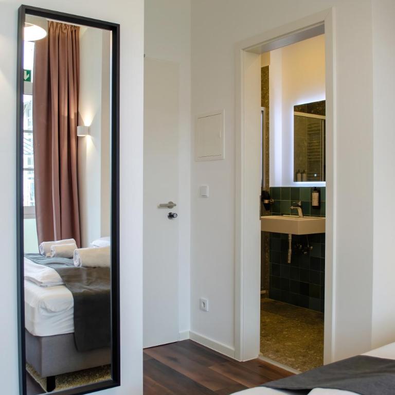 HOMELY STAY Studio 8 - Relaxed Self-Check-In room in Munich - Estudio - 16