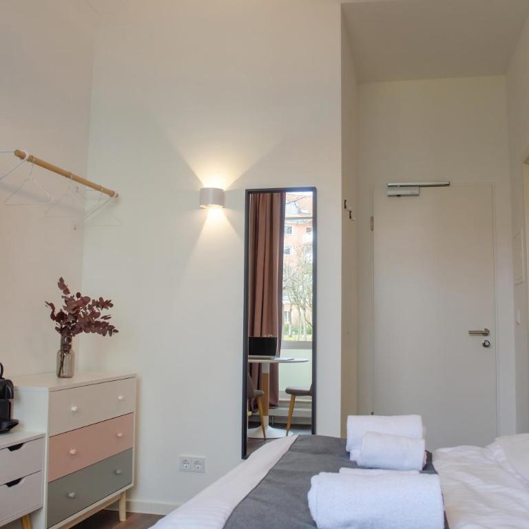 HOMELY STAY Studio 8 - Relaxed Self-Check-In room in Munich - Estudio - 9