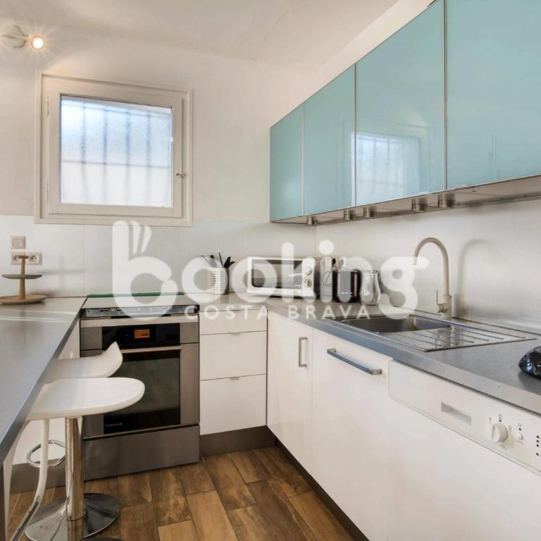 Mar bella Apartament a dos minuts de la platja amb wifi i parking per 6 persones - Apartamento de 3 dormitorios - 13