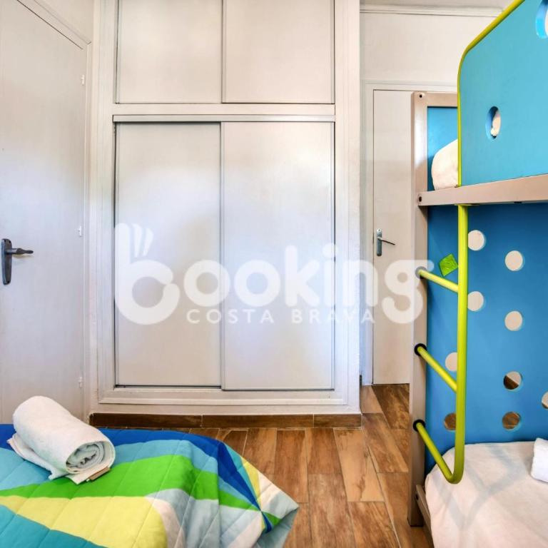 Mar bella Apartament a dos minuts de la platja amb wifi i parking per 6 persones - Apartamento de 3 dormitorios - 23