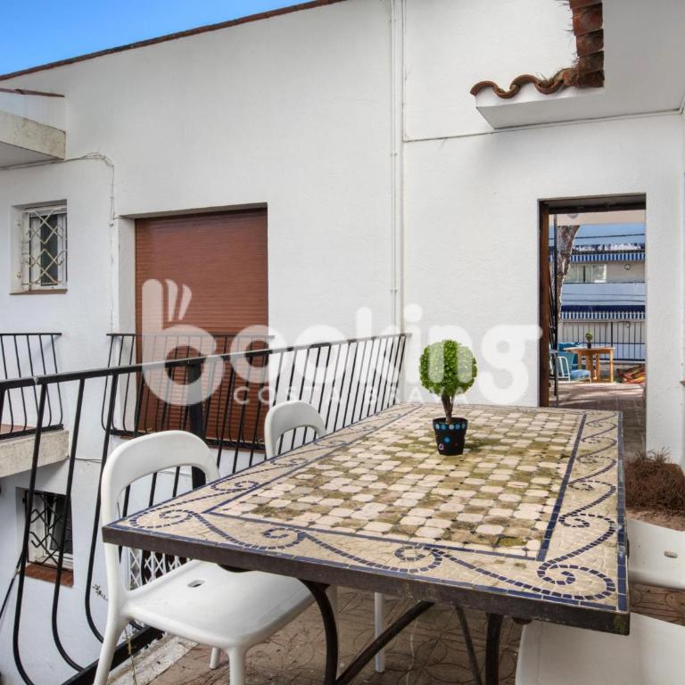 Mar bella Apartament a dos minuts de la platja amb wifi i parking per 6 persones - Apartamento de 3 dormitorios - 29
