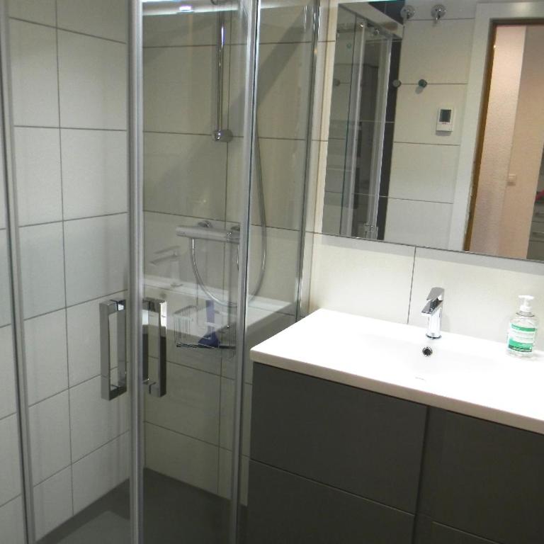 Bonito apartamento con inmensa terraza y piscina - Apartamento de 2 dormitorios - 15