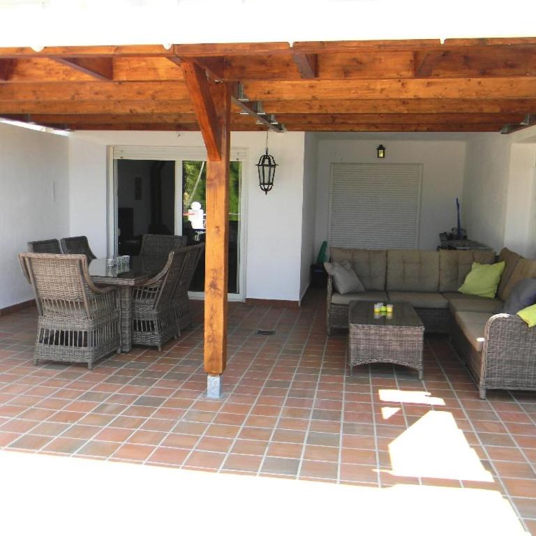 Bonito apartamento con inmensa terraza y piscina - Apartamento de 2 dormitorios - 4