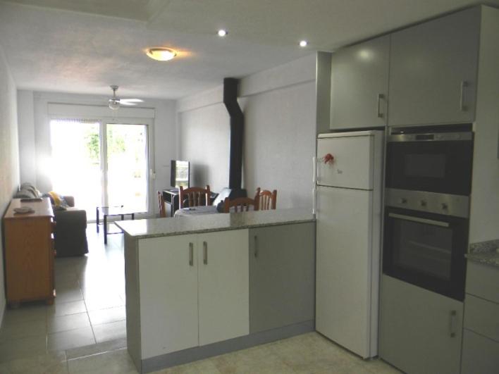 Bonito apartamento con inmensa terraza y piscina - Apartamento de 2 dormitorios - 12