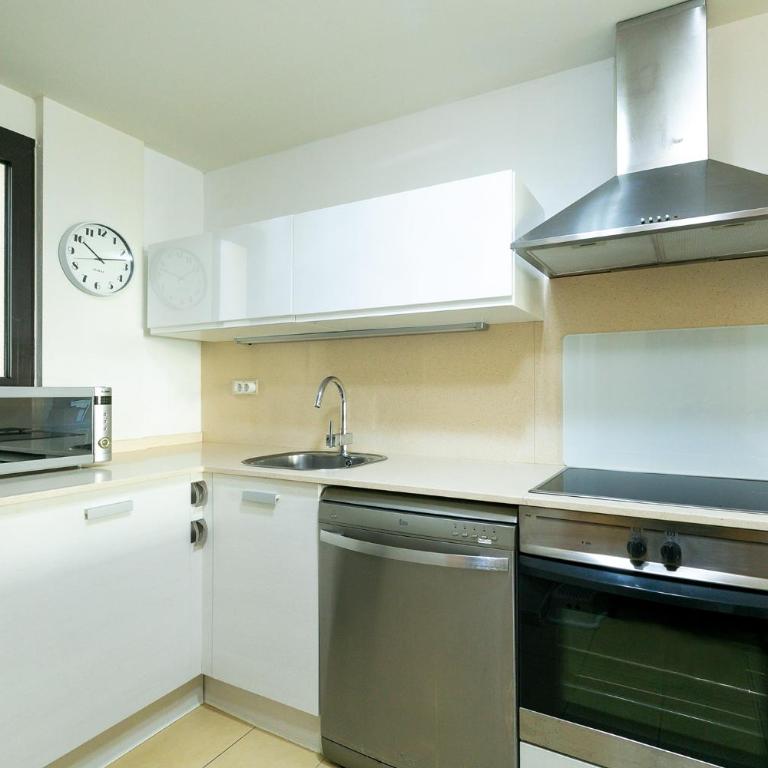 V011 - MARITIM - Roses - Two-Bedroom Apartment - 7