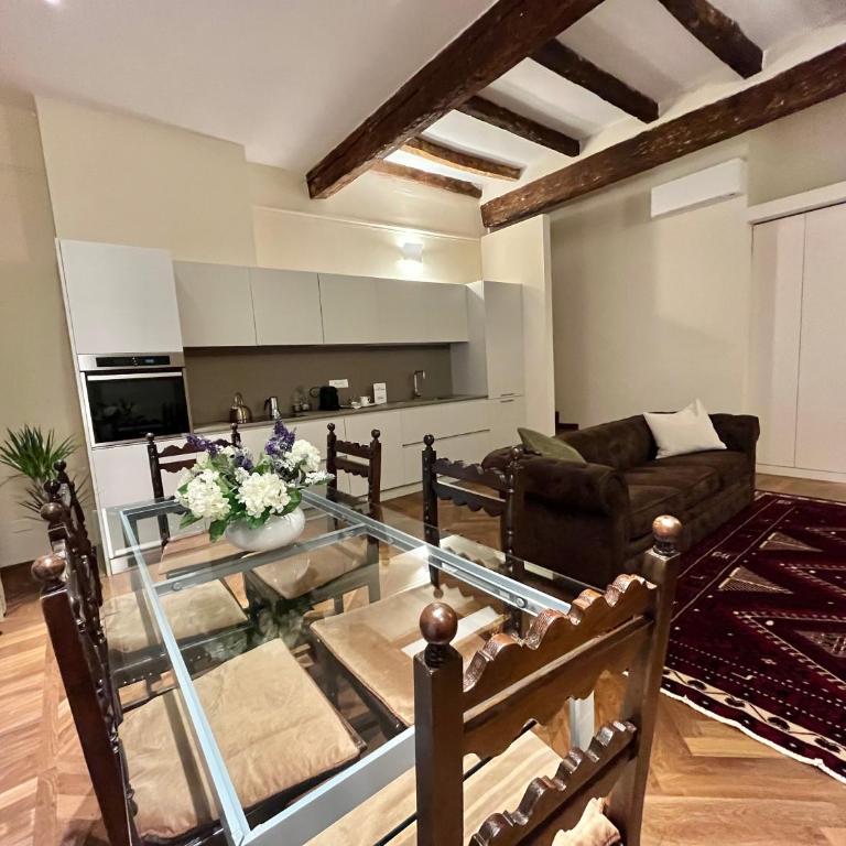 De' Musei Suites - Premium Two-Bedroom near Piazza Maggiore - Appartamento con 2 Camere da Letto - 2