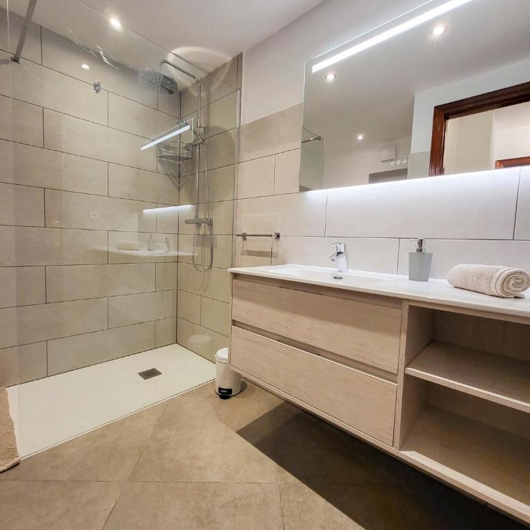 MEDANO4YOU Kevin's Penthouse - Apartamento Ático - 31