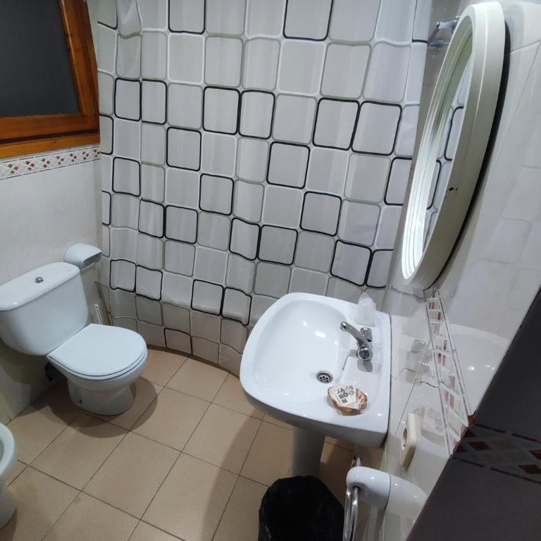 Apartaments Els Avets - Appartement avec Balcon - 4