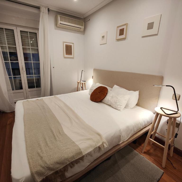 Apartamentos Madrid Atocha - One-Bedroom Apartment - 1