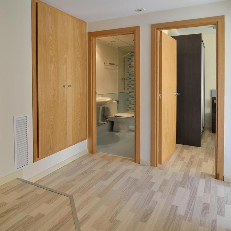 Ornis Apartments Platja - Apartamento de 2 dormitorios con balcón y vistas al jardín (4-6 adultos) - 10