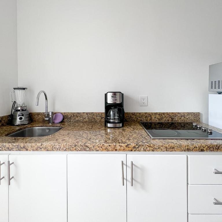 Loft Sabalo - Pet Friendly - Double Room with Two Double Beds - 6