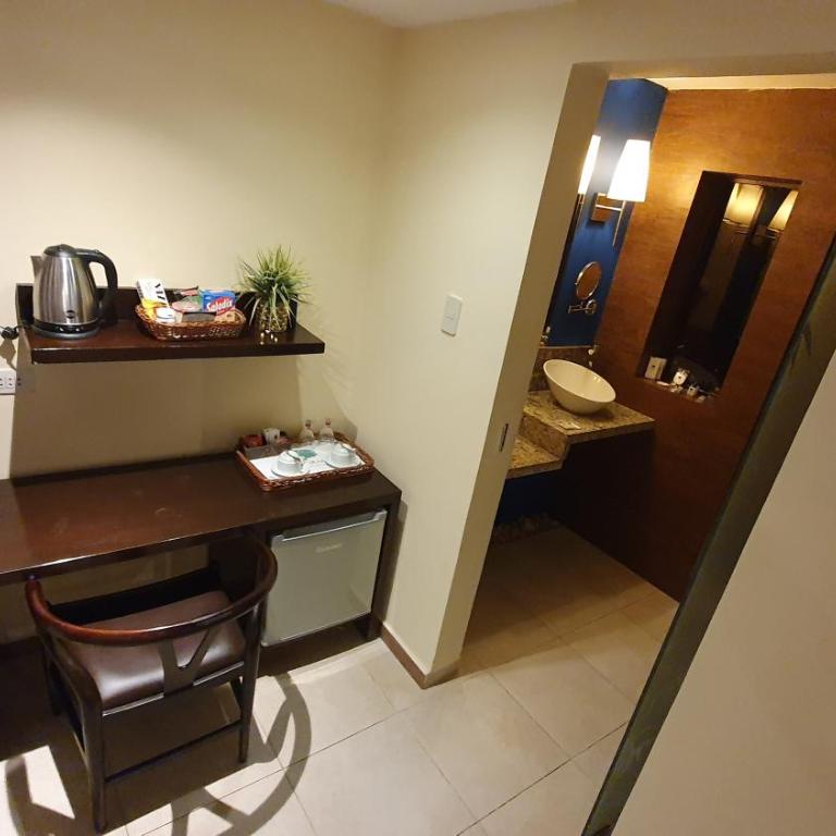 Alta Gracia Parque Hotel - Queen Room with Balcony - 8