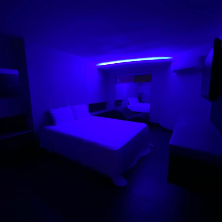Motel Encuentro - Deluxe Queen Room - 10