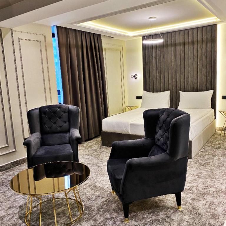 Hotel Boutique Bristol - Superior Dvokrevetna Soba sa Bračnim Krevetom - 1