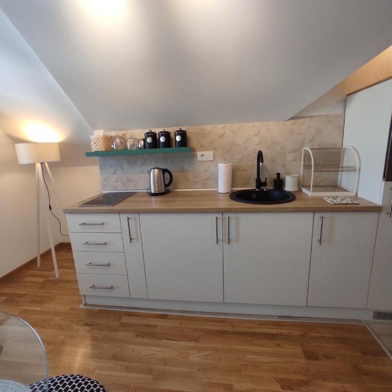 Apartman Sunčica - One-Bedroom Apartment - 32