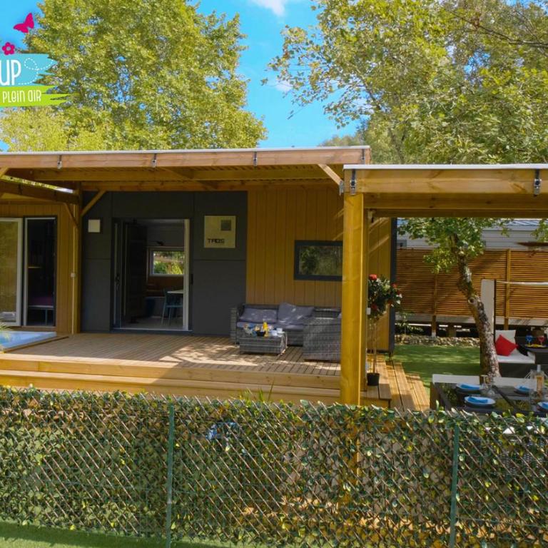 Hotel et Camping Les Rives du Loup - Bungalow Deluxe - 2