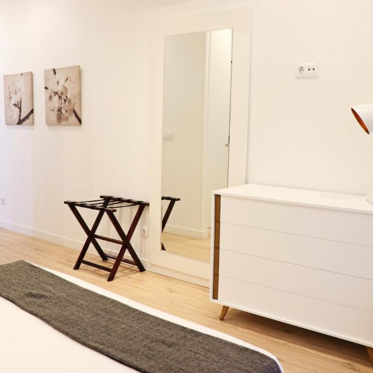 For You Rentals NEW Design Apartment TEMPORAL Puerta del Sol PRE104A - Apartamento de 2 dormitorios - 15